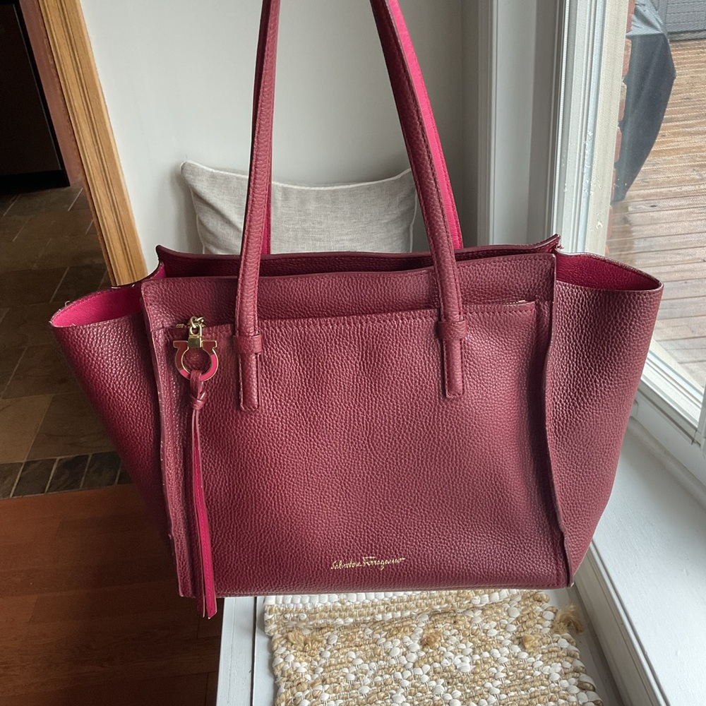 Salvatore Ferragamo Burgundy Leather Tote - Picture 16 of 16